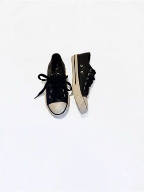 Natural Steps Black Low-Top Kids Sneakers